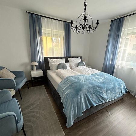 Mintara Apartment Charme Der Stadt Parkplatz Netflix Und Sky Lichtenfels  Luaran gambar