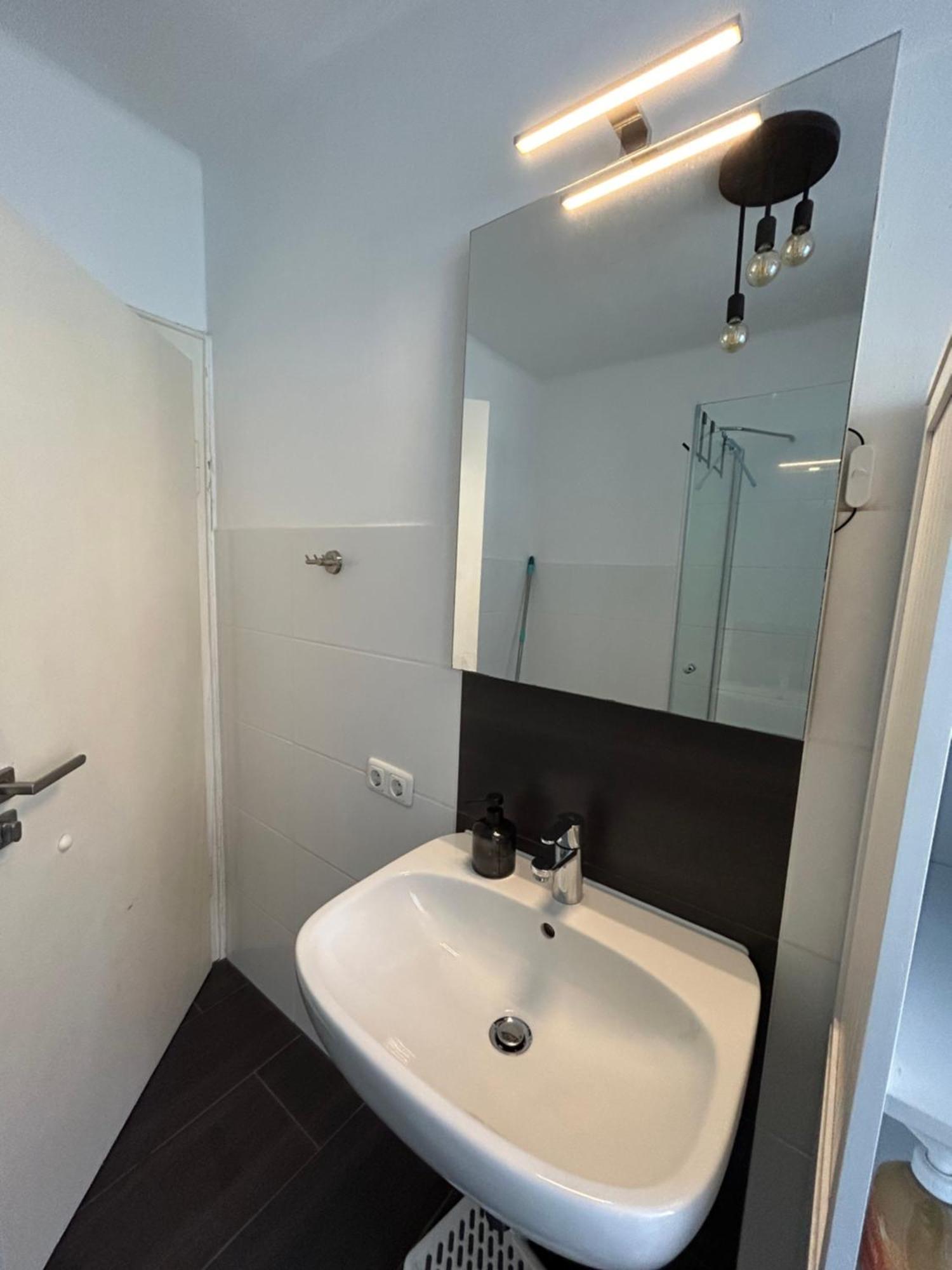 Mintara Apartment Charme Der Stadt Parkplatz Netflix Und Sky Lichtenfels  Luaran gambar